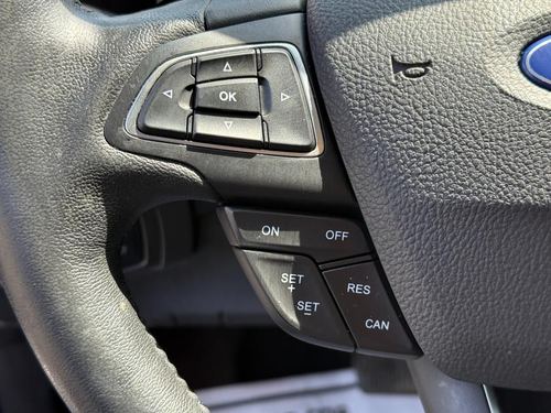2017 Ford Focus SE — photo 60
