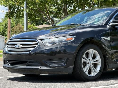 2014 Ford Taurus SEL — photo 8