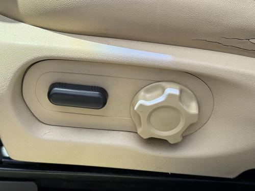 2014 Ford Taurus SEL — photo 15