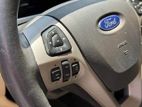 2014 Ford Taurus SEL — photo 24