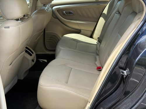 2014 Ford Taurus SEL — photo 26