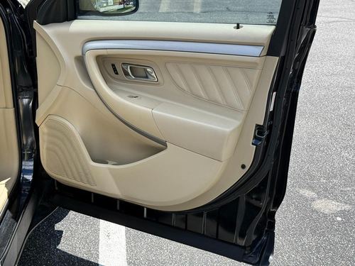 2014 Ford Taurus SEL — photo 29
