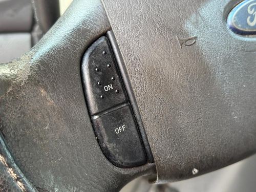 2007 Ford E350 — photo 26