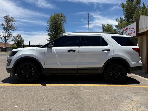 2017 Ford Explorer — photo 5