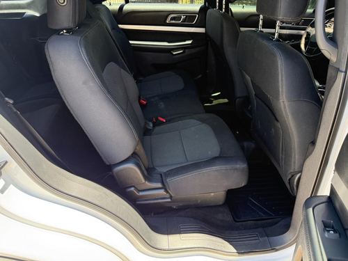 2017 Ford Explorer — photo 22