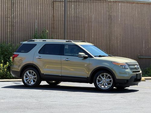 2013 Ford Explorer — photo 2