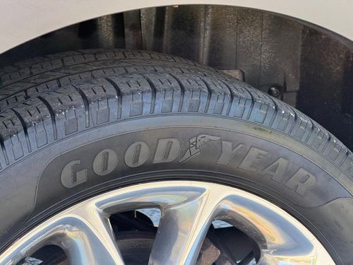 2013 Ford Explorer — photo 9