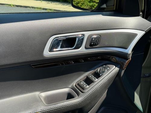 2013 Ford Explorer — photo 34