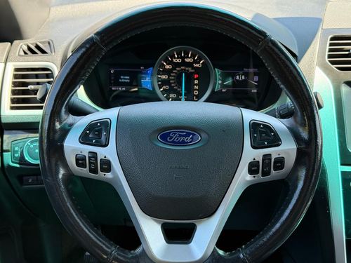2013 Ford Explorer — photo 38