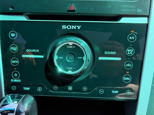2013 Ford Explorer — photo 39