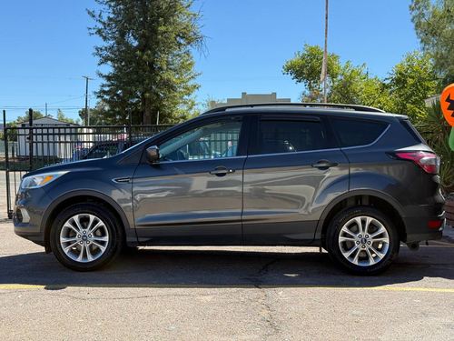 2018 Ford Escape — photo 35