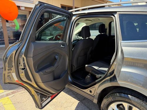 2018 Ford Escape — photo 25
