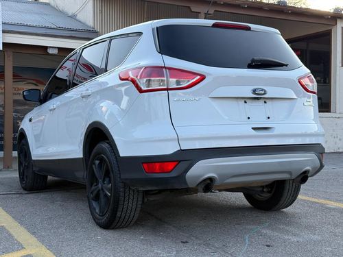 2015 Ford Escape — photo 7