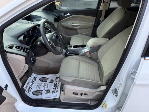 2015 Ford Escape — photo 10