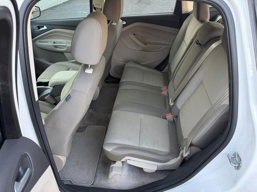 2015 Ford Escape — photo 14