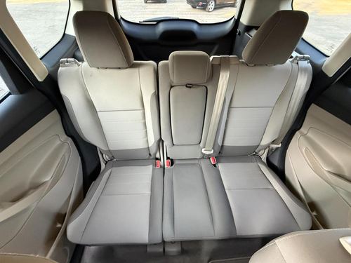 2015 Ford Escape — photo 34