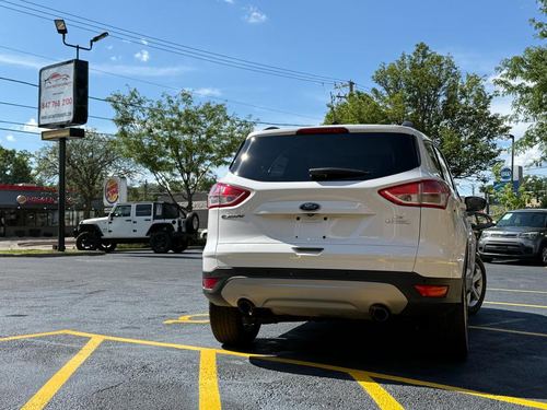 2016 Ford Escape SE — photo 11