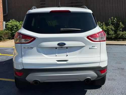 2016 Ford Escape SE — photo 19