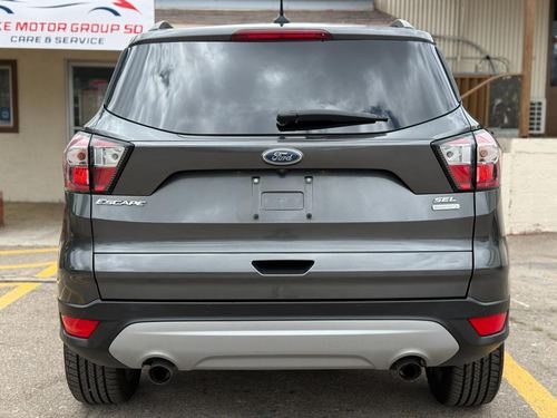 2018 Ford Escape — photo 10