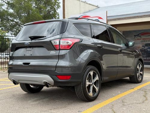 2018 Ford Escape — photo 12
