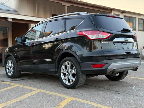 2015 Ford Escape — photo 11