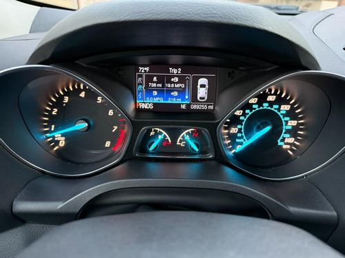 2015 Ford Escape — photo 19