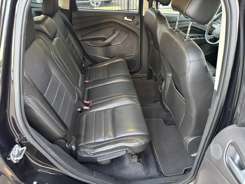 2015 Ford Escape — photo 31
