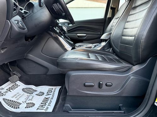 2015 Ford Escape — photo 60