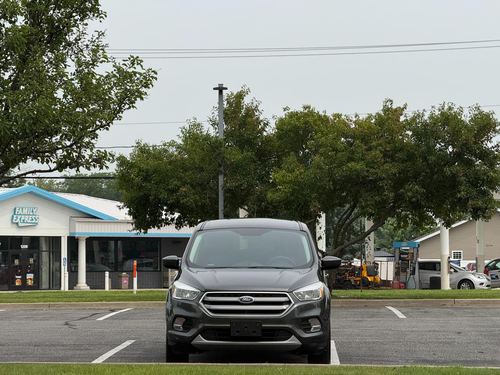 2017 Ford Escape — photo 13