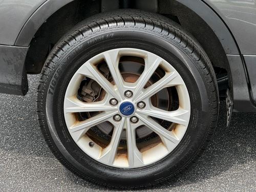 2017 Ford Escape — photo 15