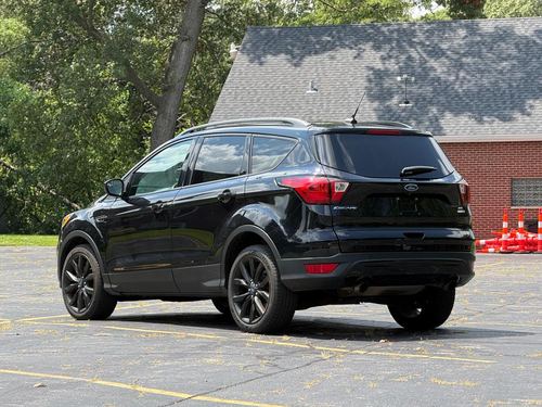 2019 Ford Escape — photo 6