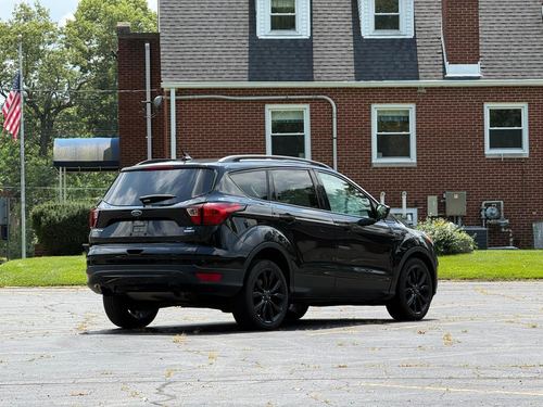 2019 Ford Escape — photo 9