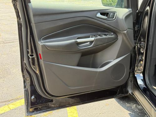 2019 Ford Escape — photo 20