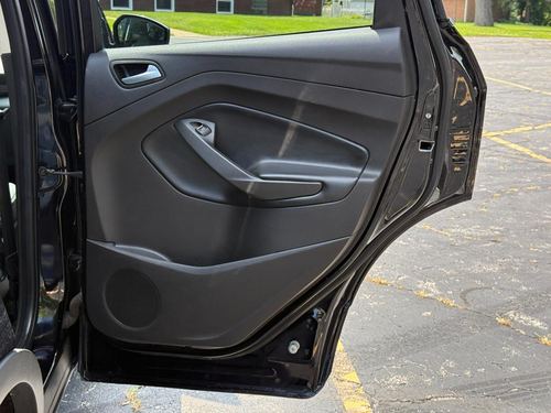 2019 Ford Escape — photo 27