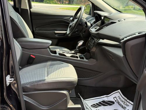 2019 Ford Escape — photo 30