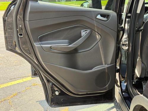 2019 Ford Escape — photo 36