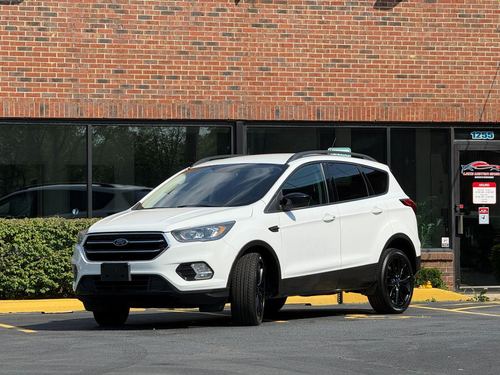 2019 Ford Escape — photo 1