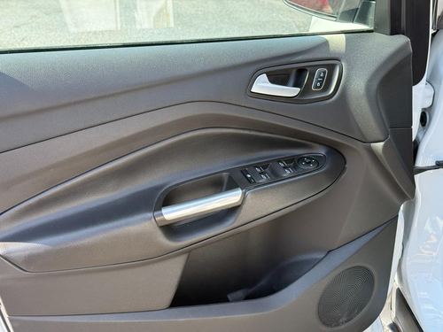 2019 Ford Escape — photo 22
