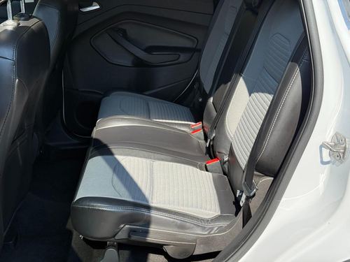 2019 Ford Escape — photo 25