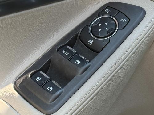 2012 Ford Explorer — photo 14