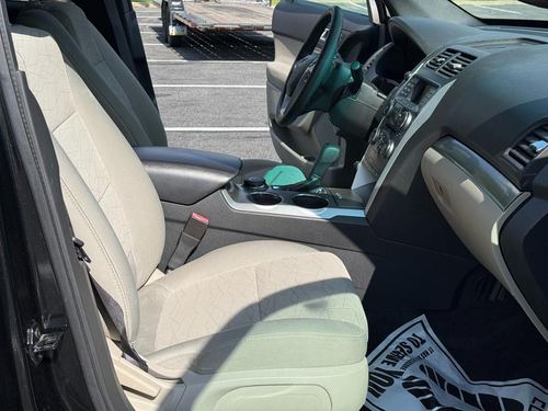2012 Ford Explorer — photo 23