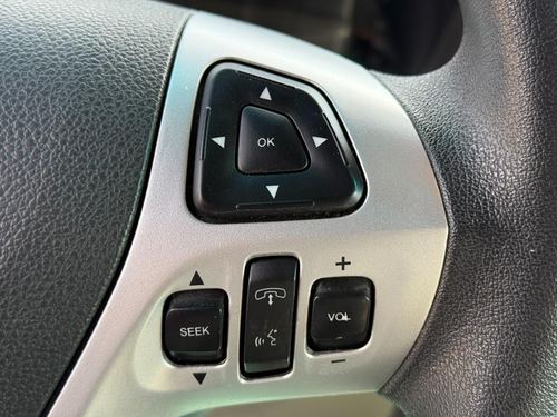 2012 Ford Explorer — photo 26