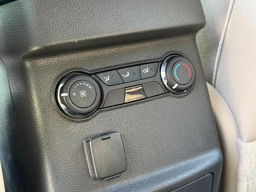 2012 Ford Explorer — photo 31