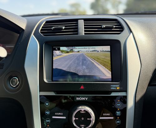 2011 Ford Explorer — photo 23