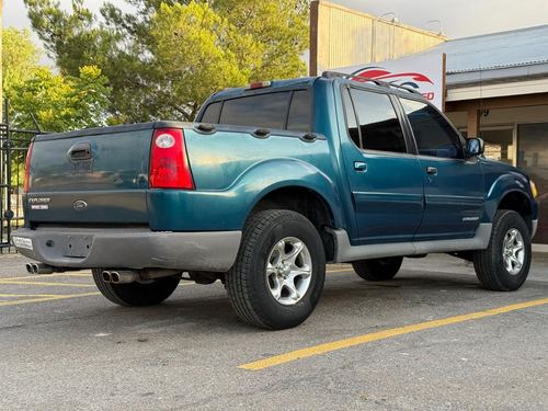 2001 Ford Explorer Sport Trac — photo 12
