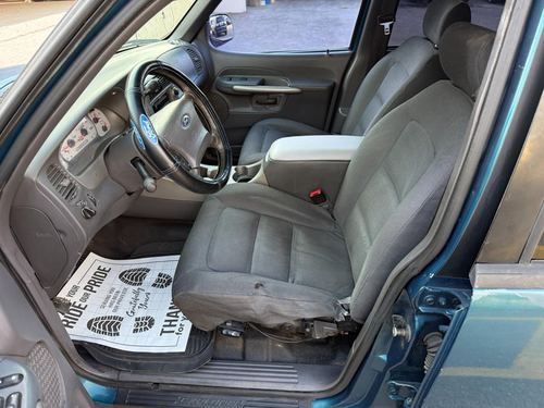 2001 Ford Explorer Sport Trac — photo 19
