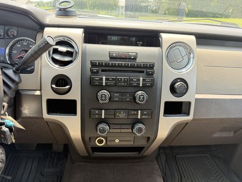 2010 Ford F-150 — photo 25