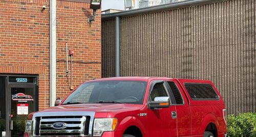 2011 Ford F150 — photo 2