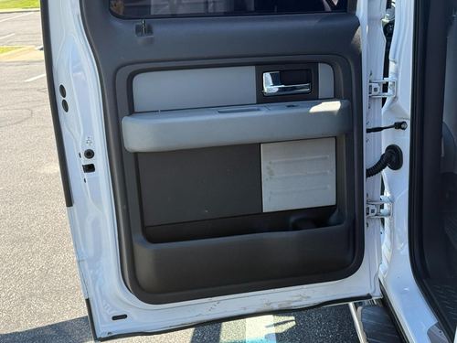 2014 Ford F150 XLT — photo 22