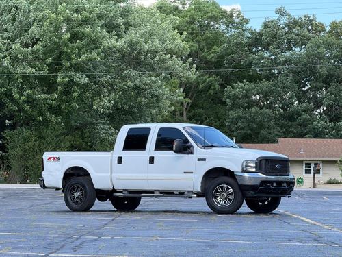 2003 Ford F-250 — photo 8